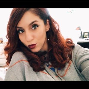 Meet yo Posher, Denise 🤍